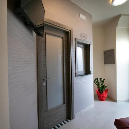 La Madonnina Pensión Nicosia